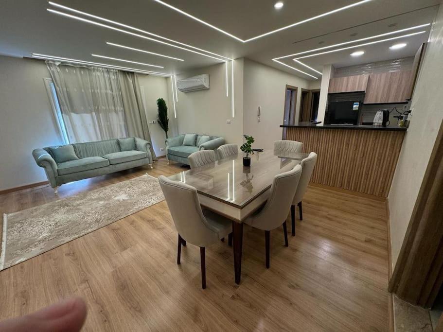 Luxury 3-bd مدينتي شقه فندقيه فاخره * Madinaty
