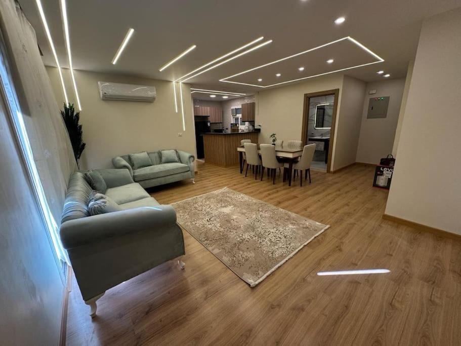 Luxury 3-bd مدينتي شقه فندقيه فاخره * Madinaty